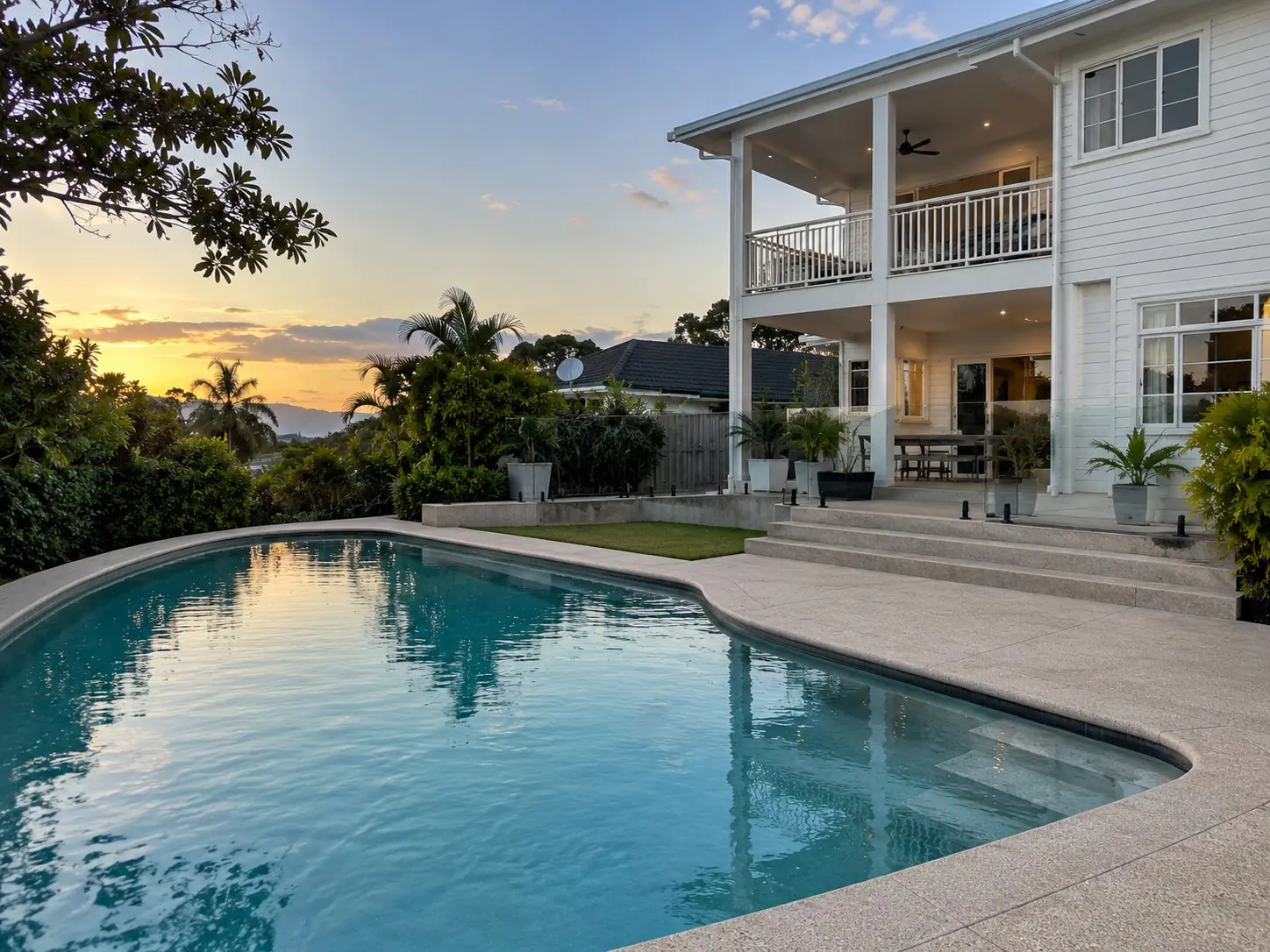 Darwin concrete pool surround